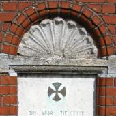 Grave of Armand Julien  VANDERSCHUEREN