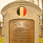Grave of Oscar Julien VANDEN BERGHE