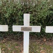 Graf van Marcel P LEONARD