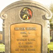 Grave of Gaston Raymond VANDENBERGHE