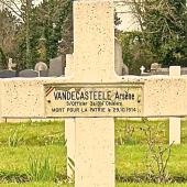 Grave of Arsène Maurice VANDECASTEELE