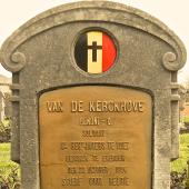 Grave of Benoni Constant VAN DE KERCKHOVE