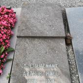 Grave of Arthur Victor HOEL