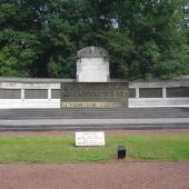 Grave of Arthur VAN BASSELAERE