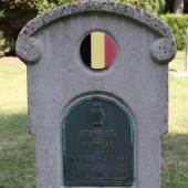 Graf van Gustaaf VERMEIRE