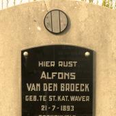 Grave of Augustinus Alfons VAN DEN BROECK