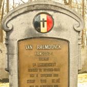 Grave of Frans Camiel VAN RAEMDONCK