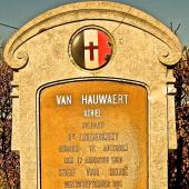 Grave of Achiel VAN HAUWAERT