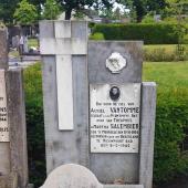 Graf van Achille Cyrille VANTOMME