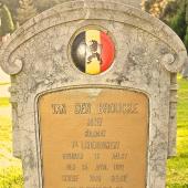 Graf van Jozef VAN DEN BROUCKE