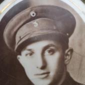 Foto van Paul, L. DETOURNAY