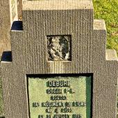 Grave of Oscar François Louis DEBURE