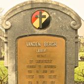Grave of Laurentius VAN DEN BERGH