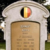 Grave of Mauritius Augustus DEKNUYT