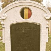 Grave of Remi VANDENBOGAERDE
