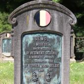 Grave of Modeste Paul DE MOL