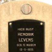 Grave of Hendrik LEVENS