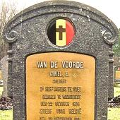 Grave of Emiel Cyriel VAN DE VOORDE