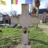 Grave of Joannes, L. DE GHEEST