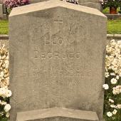 Grave of Leon DECRUCQ