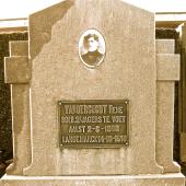 Grave of Rene VAN DER GUCHT