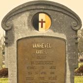 Grave of Charles Louis VANHEVEL