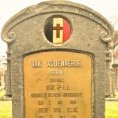 Grave of Triphon Omer VAN AUDENAERDE