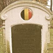 Grave of Jules Thomas Henri Mathilde DE MEULEMEESTER