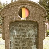 Grave of Richard Victor DE MECHELEER