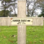 Grave of Honoré Henri VAN DEN DAELE