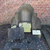 Grave of Clément FRANCOU