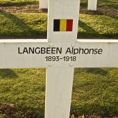 Grave of Alphonsus Prospere LANGBEEN